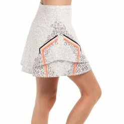 Lucky In Love Animal Instinct Skort - Short 6 Lucky In Love Animal Instinct Skort - Short -Golf Sales Store lucky in love animal instinct skort short white 02 66413.1659042442